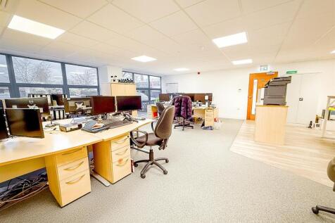 6-7 Crosshouse Centre - Office.jpg