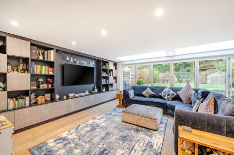 1388545-17-693c01...