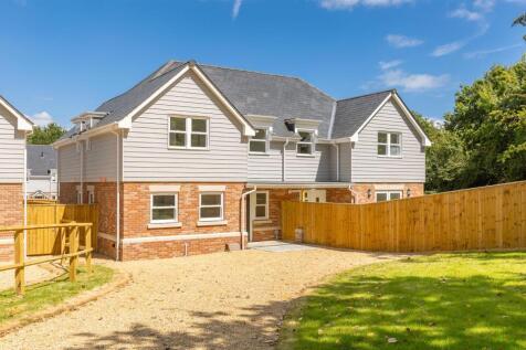 Front Elevation (2).jpg