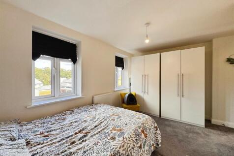 c72ea9d0--47F3-96A1-FBC5E84887CE-10852-000007A2E36