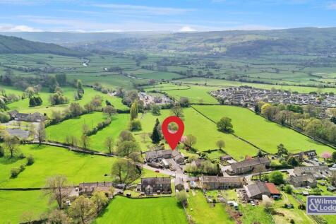 Four Bed Barn Conversion 45