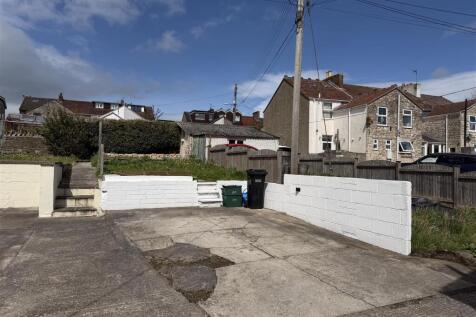Driveway/Garden