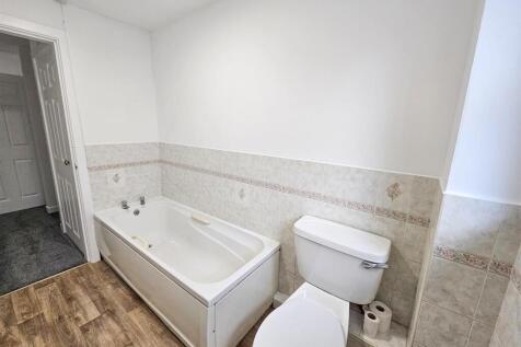 1 bed apartment, Silsden