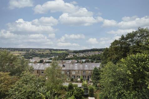 Bramleys Estate Agents - Height Green - Sowerby Br