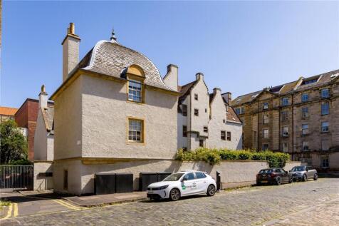 10 bed, 6 bath Detached in Edinburgh - Photo 53