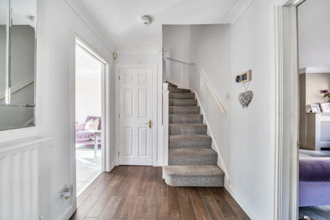 1317241-8-685ee98...