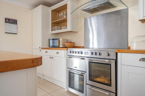 1295103-28-682722...