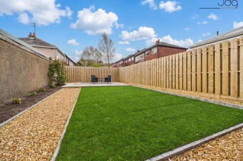 Spacious Landscaped Garden with seating area to enjoy the sun