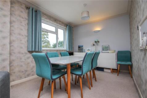 Sitting/Dining Room