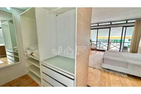 Closets-JAF