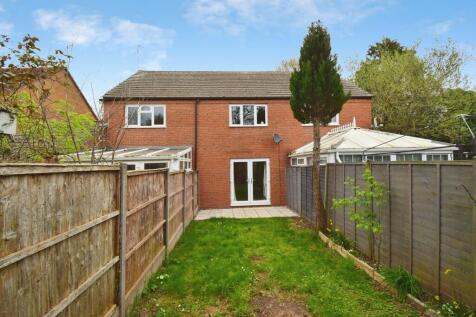 19 Oakland Close,...