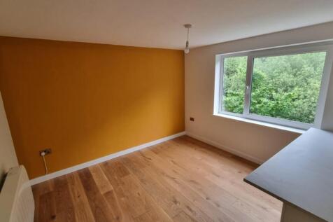 9HC Living Room.jpeg