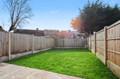 1 Marchie close garden.jpg