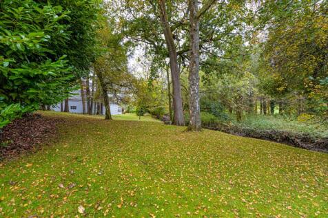 4 bed, 4 bath Detached in Glasgow - Photo 56