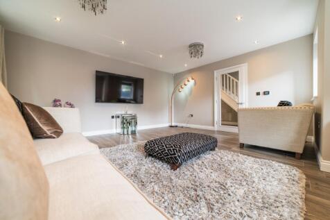 Award-winning Media team on EVERY Listing_30