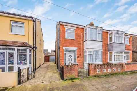 17 Madeira Road, Hilsea-Small-PorticoMarketing-Sol