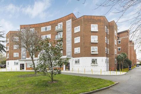 James_anderson-62_chertsey_court__13_.JPG
