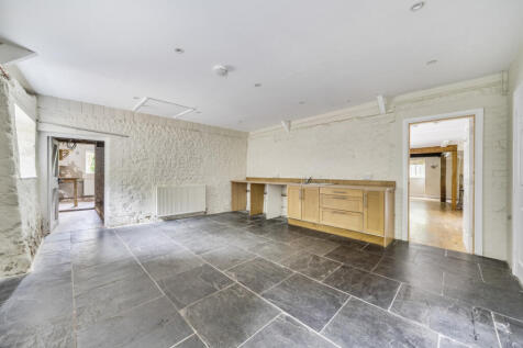 1296417-19-682db1...