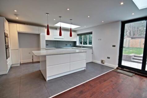 44 Bowness Crescent - Kitchen