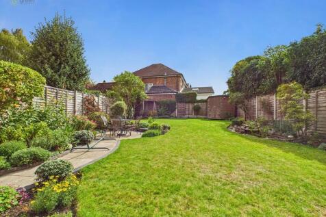 CAM03830G0-PR0216...