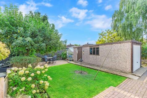 Rear Garden & Garage