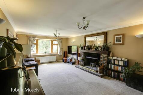 8 Reception Room.jpg