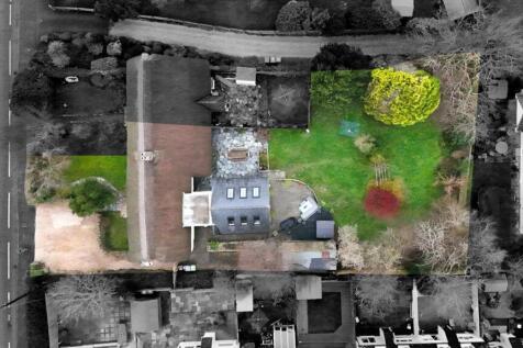 Edited garden aeiral shot.jpg