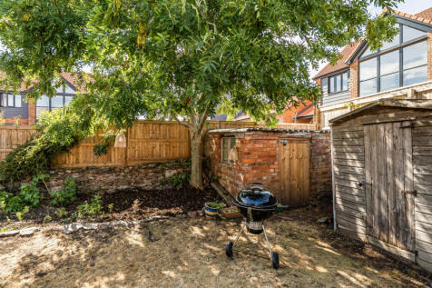 Shed and Store