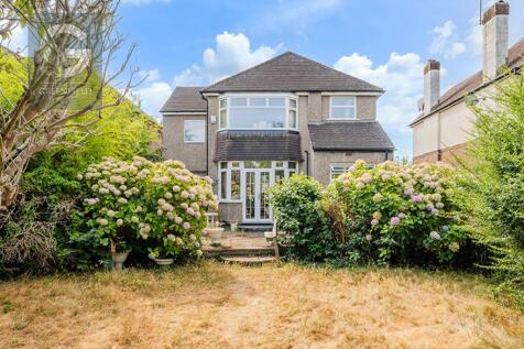 Seymour Avenue, East Ewell, Epsom, Surrey, KT17 2RS