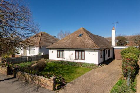 20250326104008 - DJI_0292 - 24 Fleetwood road