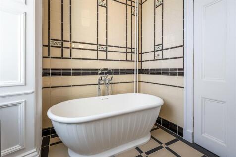 9 bed, 6 bath Terraced in Glasgow - Photo 46