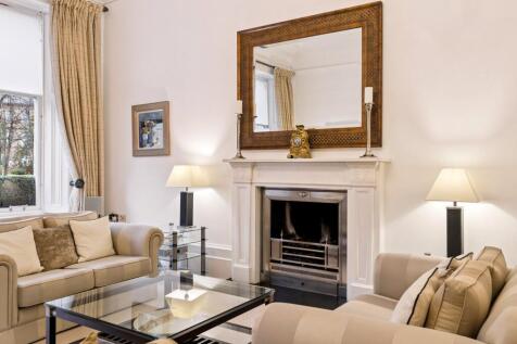 4 bed, 3 bath Apartment in Glasgow - Photo 7