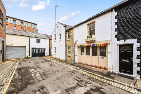 3 Queens Place, BN1 (21).JPG