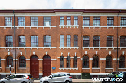 Introducing a stunning DUPLEX APARTMENT with two SPACIOUS BEDROOMS, located in The Silversmiths in the HEART OF THE JEWELLERY QUARTER. This exquisite property boasts a stylish and contemporary design,