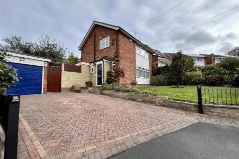 Castle Close Cradley Heath 1.jpg