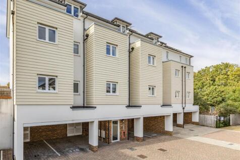 36 Pyle Close