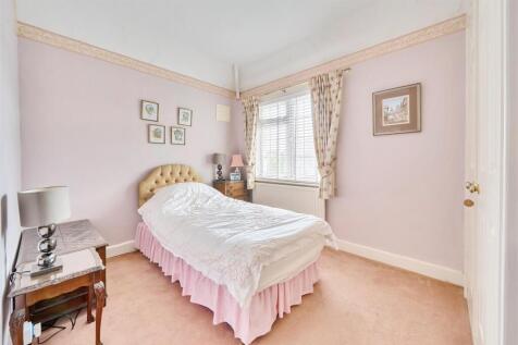 For Sale by Aspire Residential | Abbotts Close