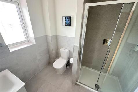 En Suite Shower Room