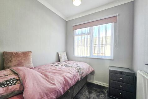 pbox-IMG.jpg
