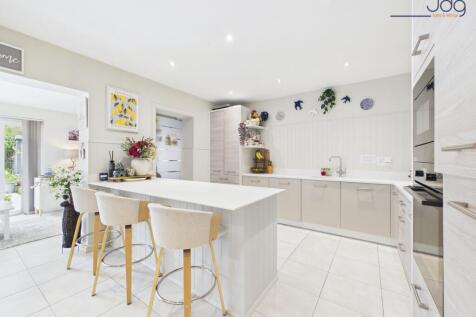 Open Plan Living - Kitchen
