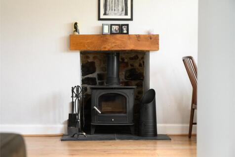 Lounge Stove