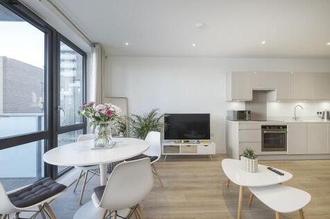 Living Area (3)