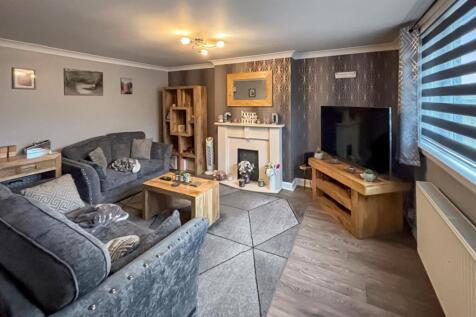 Living Room: