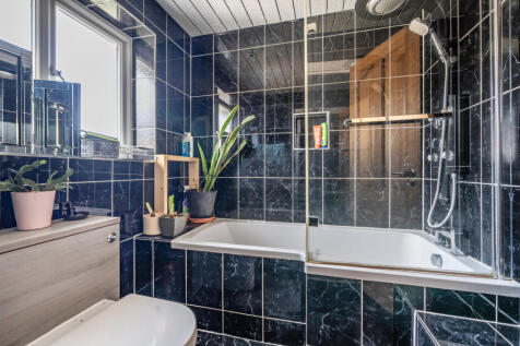 1349384-22-68b9ae...