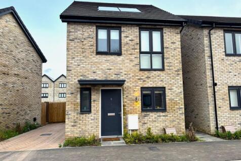 ** RESERVE TODAY! - 3 BEDROOM DETACHED PROPERTY ** Solar Panels & EV Charging Point | No Deposit Option Available | Separate Kitchen & Lounge | Kitchen White Goods Included | Downstairs WC | Driveway