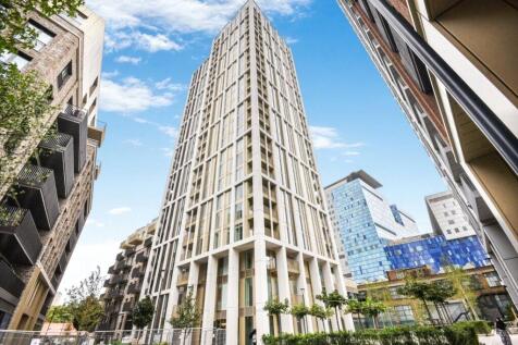 Propertymade Residential are pleased to offer this two-bedroom apartment in the Silk District development in Whitechapel.