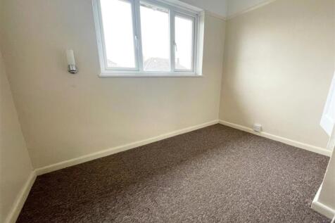 Bedroom 3.jpg