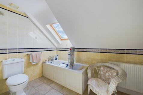 Annexe bathroom