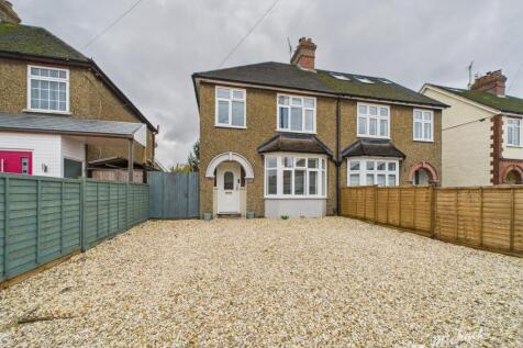 CAM02773G0-PR0399-STILL026