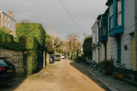 Croft-Hastings-UnicornHouse-Exterior-8